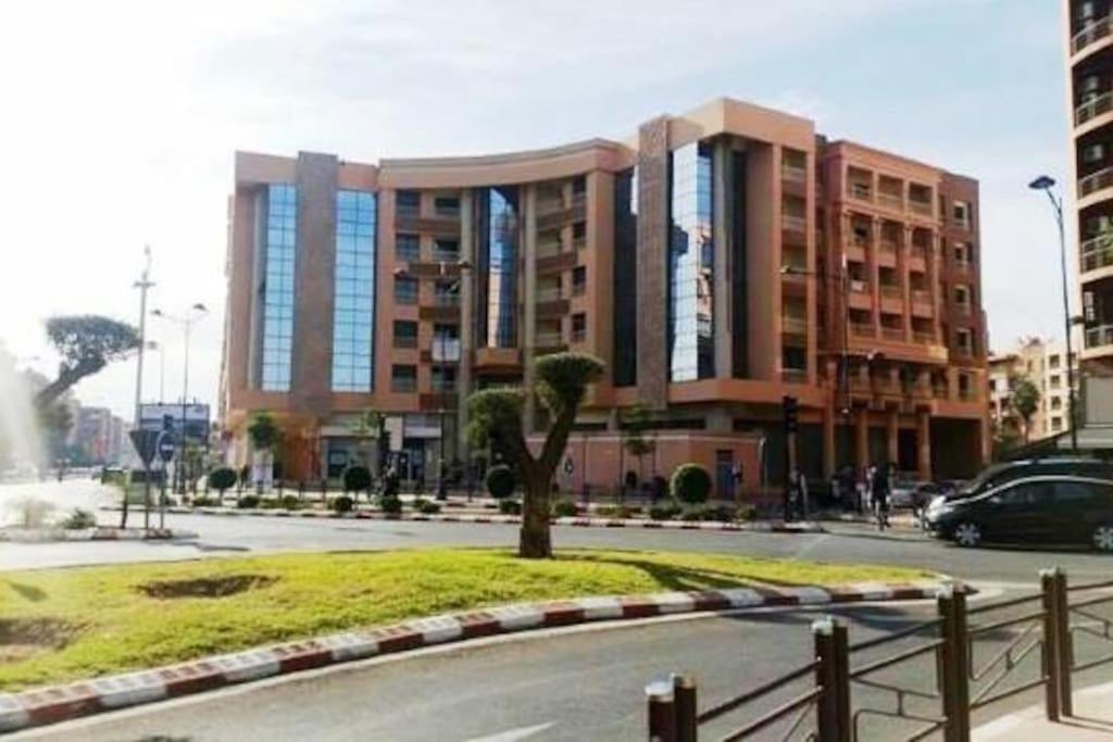 E-Appartement De Luxe Centre Gueliz Piscine Parking Fibre Netflix Marrakesh Exterior photo